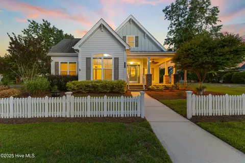 1112 Sandy Grove Pl, Leland, NC 28451