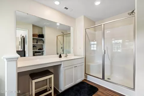 Bath - 634 Aurora Pl, Hampstead, NC 28443 photo 1 of 4