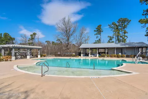 Exterior - 634 Aurora Pl, Hampstead, NC 28443 photo 10 of 10