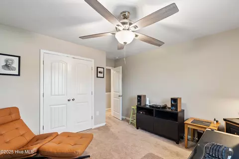 Bedroom - 634 Aurora Pl, Hampstead, NC 28443 photo 6 of 6