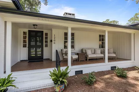 1206 Summit Ave, Washington, NC 27889 photo 6