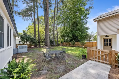 1206 Summit Ave, Washington, NC 27889 photo 12