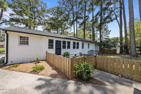 1206 Summit Ave, Washington, NC 27889 photo 11