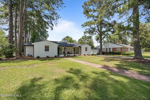 1206 Summit Ave, Washington, NC 27889 photo 2