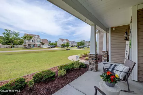 Exterior - 110 E Conolly Ct, Hampstead, NC 28443 photo 13 of 13