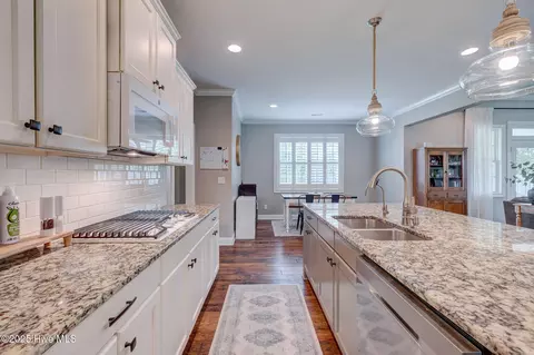 Kitchen - 110 E Conolly Ct, Hampstead, NC 28443 photo 5 of 5