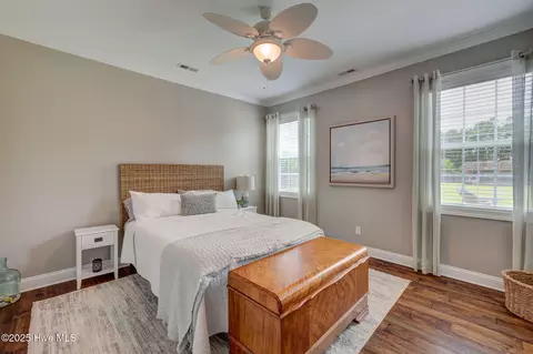 Bedroom - 110 E Conolly Ct, Hampstead, NC 28443 photo 2 of 15