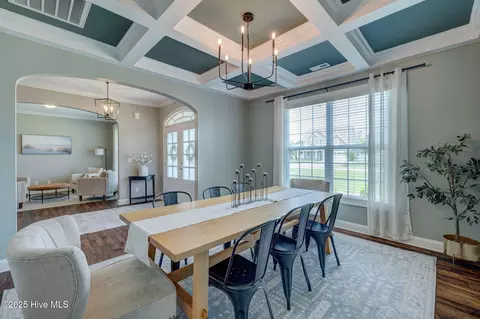 Dining - 110 E Conolly Ct, Hampstead, NC 28443 photo 3 of 3