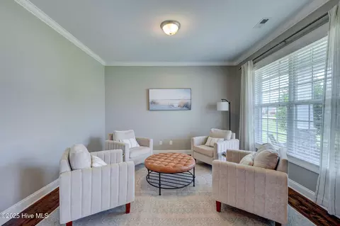 Living - 110 E Conolly Ct, Hampstead, NC 28443 photo 1 of 4