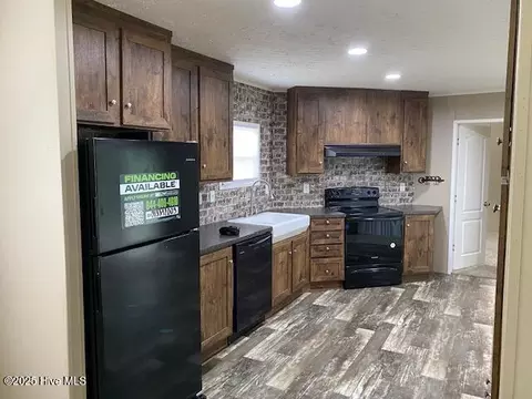15049 Murray Loop Rd, Whitakers, NC 27891 photo 3