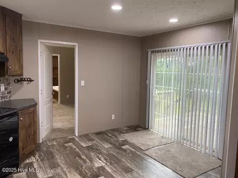 15049 Murray Loop Rd, Whitakers, NC 27891 photo 6