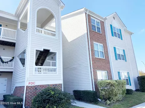803 Bryce Ct #L, Wilmington, NC 28405