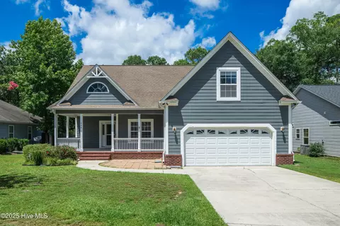 386 Southbend Ct, Leland, NC 28451