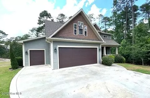 Exterior - 6 Raintree Ct, Pinehurst, NC 28374 photo 1 of 5