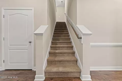 Entry Way - 23 Downy Dr, Hampstead, NC 28443 photo 1 of 1