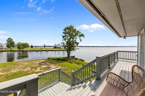 Exterior - 938 E Bayside Dr, Chocowinity, NC 27817 photo 8 of 12