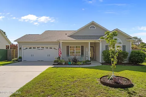 1109 Heartstone Ct, Leland, NC 28451