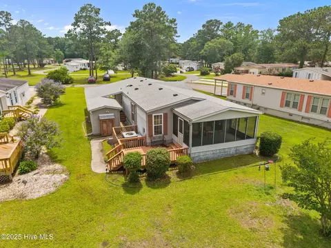 619 Outrigger Ct, Hampstead, NC 28443 photo 5