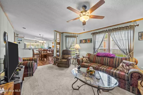 619 Outrigger Ct, Hampstead, NC 28443 photo 22