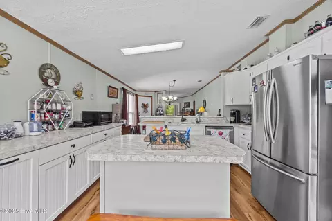 619 Outrigger Ct, Hampstead, NC 28443 photo 10