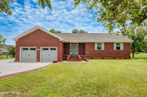 6230 Bethel Rd SE, Southport, NC 28461