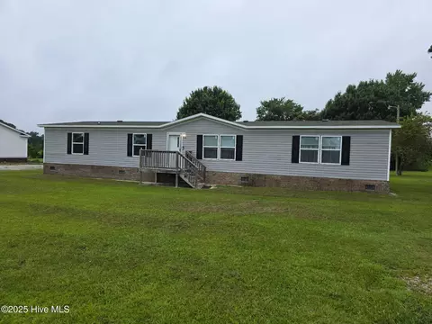 144 Beston Dr, La Grange, NC 28551