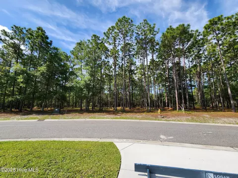 6858 Beckman Cir SW, Ocean Isle Beach, NC 28469