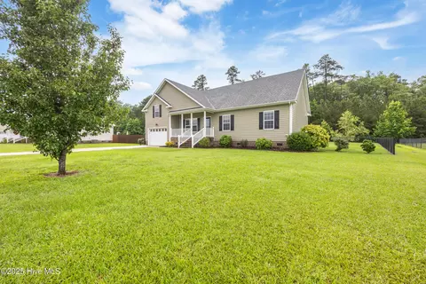 114 Tideland Dr, Elizabeth City, NC 27909
