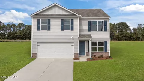 204 Wood St, La Grange, NC 28551