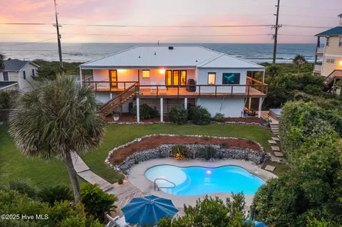 2905 S Shore Dr, Surf City, NC 28445