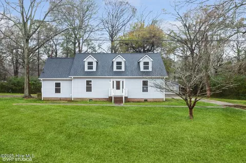 535 Washington Post Rd, New Bern, NC 28562
