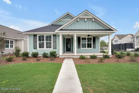 250 Longhill Dr, Wilmington, NC 28412