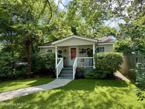 614 S 13th St, Wilmington, NC 28401