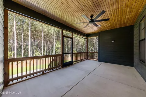 Exterior - 445 Oldham Rd, West End, NC 27376 photo 6 of 8