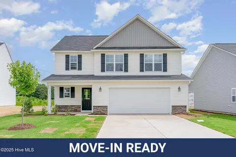 74 W Emily Gardens Dr, Selma, NC 27576