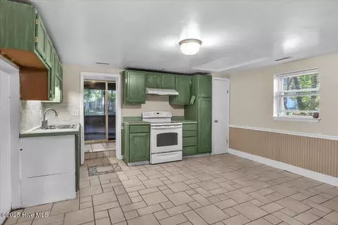 197 Bahama Dr, Hampstead, NC 28443 photo 9