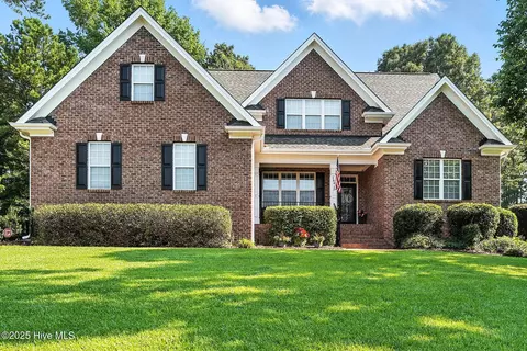 164 Avocet Ln, Clayton, NC 27520
