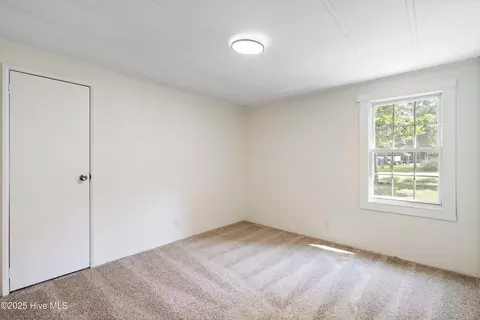 666 Bay Harbor Dr, Hampstead, NC 28443 photo 12