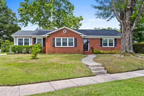 502 N 25th St, Wilmington, NC 28405