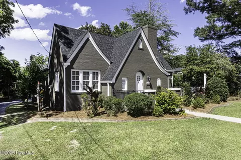 404 E Washington St, Nashville, NC 27856