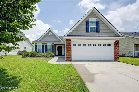 110 Kenmore Ct, New Bern, NC 28560