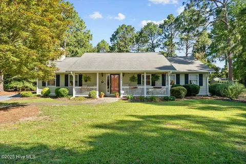 1484 Rays Bridge Rd, Whispering Pines, NC 28327