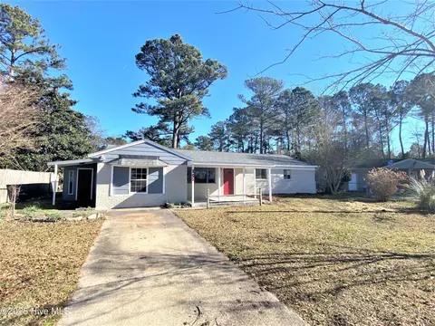 505 Ramsey Ct, Jacksonville, NC 28540