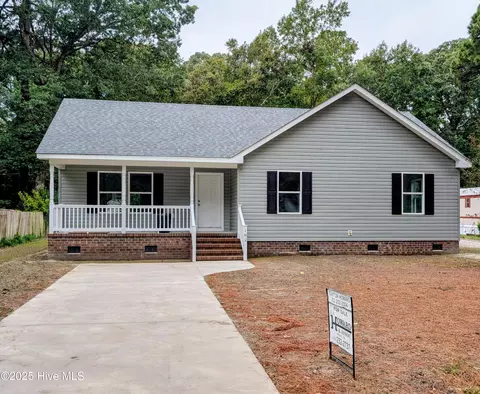 182 Wedgewood Dr, Moyock, NC 27958