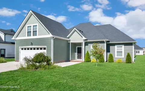106 Pecan Ct, Elizabeth City, NC 27909