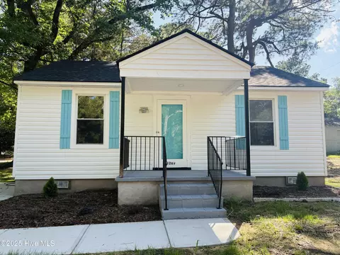 1209 Toisnot Ave NE, Wilson, NC 27893