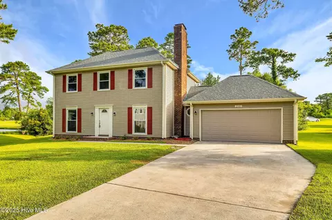 2910 Hobart Dr, Wilmington, NC 28405