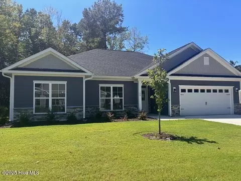 188 Cherry Laurel Dr, Wallace, NC 28466