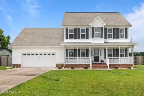 102 Weste Ave, Jacksonville, NC 28540