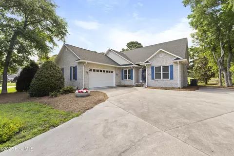 102 Crooked Gulley Cir, Sunset Beach, NC 28468